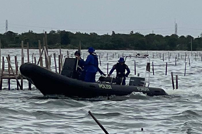 Pembongkaran Pagar Laut di Perairan Tangerang, 154 Personel dan 10 Kapal Dikerahkan (Humas Polri)