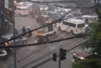 Banjir di Simpang Dago, Bandung (Tangkapan Layar)