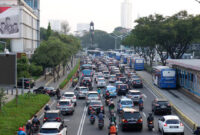 Kendaraan Ganjil Genap (Freepik)
