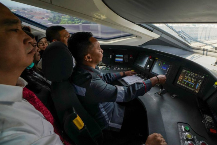 Lebaran 2025, KAI Cirebon Kerahkan 641 Petugas untuk Amankan Arus Mudik (KAI)