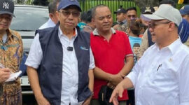 Wakil Ketua Komisi X DPR RI, Mahfudz Abdurrahman Peninjauan Sekolah Pascabanjir di Bekasi (dok. @fraksipksdprri)