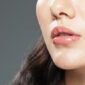 Tips Lipstik Tahan Lama, Rahasia Bibir Tetap On Point Seharian (Freepik)
