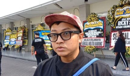 Dochi Sadega Batal Nonton State Champs: Duka Mendalam Atas Kepergian Ricky Seringai