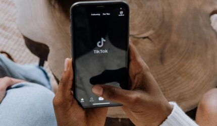 TikTok Didenda Rp 9,8 Triliun:  Pengiriman Data Pengguna ke China Terungkap