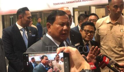 Prabowo Umumkan Empat Program Bantuan Pendidikan Unggulan Hardiknas 2025