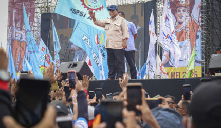 Prabowo Usulkan Marsinah Jadi Pahlawan Nasional: Harapan Baru Buruh?