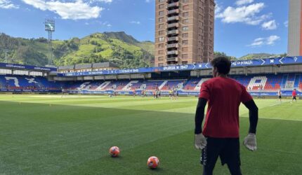 Ipurua Memukau: Stadion Mungil Eibar Lebih Intim dari GBK Raksasa