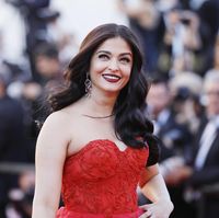 Aishwarya Rai Hamil: Alasan Mundur dari Film dan Dukungan Amitabh Bachchan Terungkap