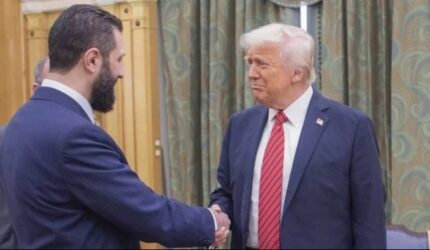 Trump Desak Suriah Akur dengan Israel: Sanksi AS Dicabut?