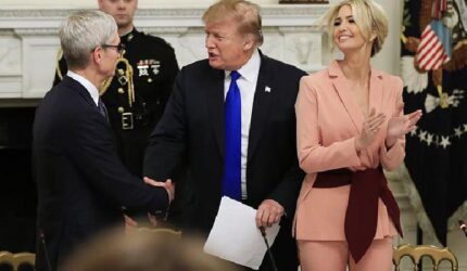 Trump Desak Apple Hentikan Produksi iPhone di India: Ini Penyebabnya