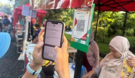 Transaksi QRIS dan BI-Fast di Bank Meningkat Pesat: Analisis Lengkap