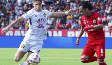 Semen Padang Tertahan: Ancaman Degradasi Liga 1 Semakin Nyata!