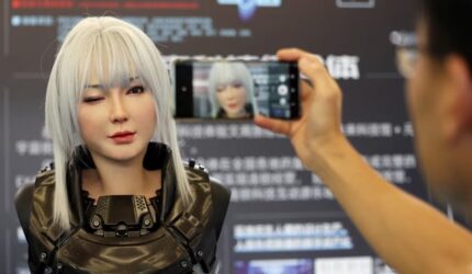 Robot Humanoid China Picu Kekhawatiran PHK Massal?