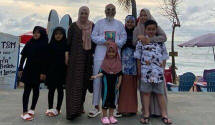 Lutfiana Ulfa: Dulu Viral Nikahi Syekh Puji, Kini Liburan Mewah di Bali