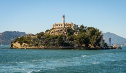 Lima hal yang perlu diketahui tentang Penjara Alcatraz yang ingin dibuka kembali oleh Trump
