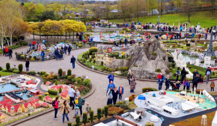 LEGOLAND Shanghai Resort Terbesar Dunia Siap Dibuka Juli 2025!