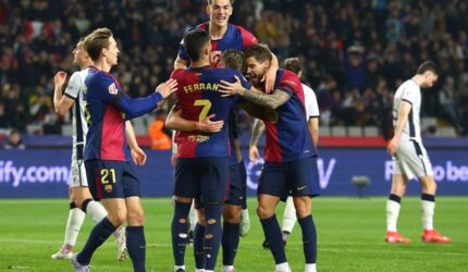 Barcelona Hancurkan Real Madrid: Skor Akhir & Ulasan Pertandingan!
