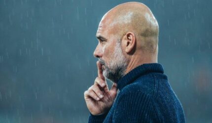 Dean Henderson Ungkap Alasan Jabat Tangan Ditolak Guardiola