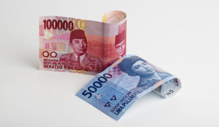Rupiah Stabil: BI Berpeluang Turunkan Suku Bunga Jadi 5,5 Persen?