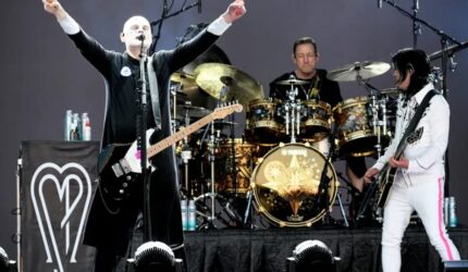 Smashing Pumpkins Guncang Indonesia: Jadwal Lengkap Konser Tur Dunia!
