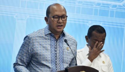 Rosan Roeslani Klarifikasi Kabar Ray Dalio Mundur dari Danantara
