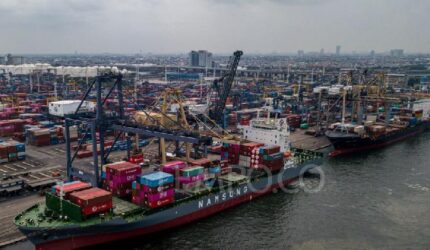 Strategi Jitu: Raih Peluang Bisnis Indonesia Saat Perang Tarif Global Memanas