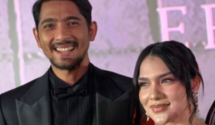 Arya Saloka Pangku Davina Karamoy: Momen Spesial di Lokasi Syuting!