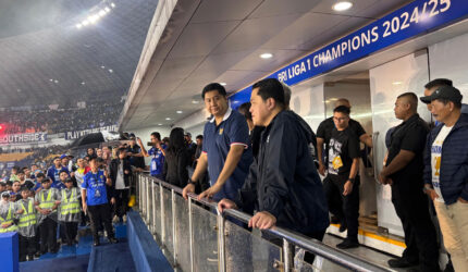Stadion Terbakar Flare: FIFA Perhatikan, Indonesia Belum Siap Kata Erick Thohir