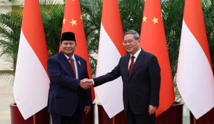 Prabowo Subianto dan PM China Bertemu Bilateral di Istana Kepresidenan