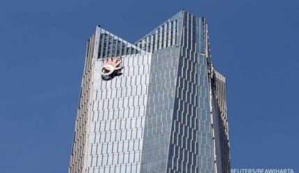 Intip Strategi Telkom Indonesia (TLKM) yang Berupaya Kerek Harga Saham