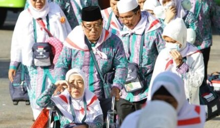 Arab Saudi Tunda Visa Furoda: Menag Jelaskan Nasib Jemaah Haji