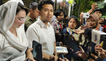 Bahlil Lahap Guyon: Emil Dardak Diiming-imingi Gabung Golkar?