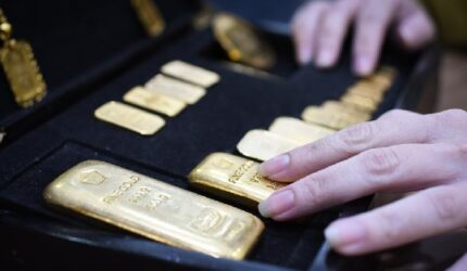 Pakar Prediksi Harga Emas Dunia Turun Pekan Depan