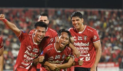 Liga 1: Bali United Hancurkan PSIS Semarang 4-0, Dua Gol Bunuh Diri!