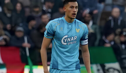 Venezia Dibantai: Mimpi Promosi Serie A Jay Idzes Terancam?