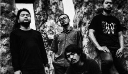 Hujan Badai Musik: Cloudburst Menggila di Album Terbaru “Clear Blue Sky”