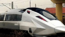 China Pimpin Dunia dengan Kereta Super Cepat CR450, Uji Coba Tembus 450 km/jam