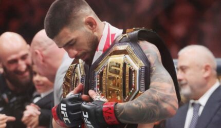 Topuria Guncang UFC! Makhachev Terancam? Kata Bos UFC!