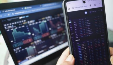 IHSG Terjun Bebas, Asing Kabur Rp4,5 Triliun dalam Sepekan