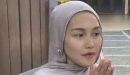 Ayu Ting Ting Kurban 3 Sapi Limosin Jumbo, Idul Adha Berkah!