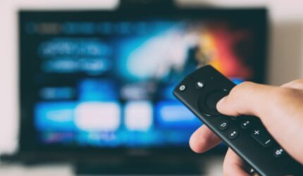 Cache Menumpuk Bikin Smart TV Samsung – LG Lambat? Berikut Cara Membersihkannya!