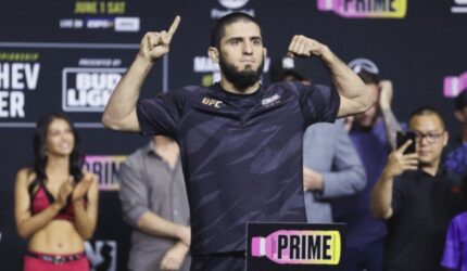 Islam Makhachev: Lepas Gelar Demi Ini? Utusan UFC ke Dagestan!