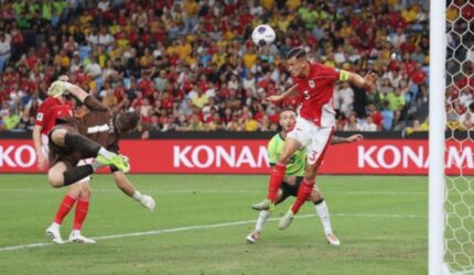 Jay Idzes Buka Suara, Benarkah Tinggalkan Venezia? Transfer Terungkap!