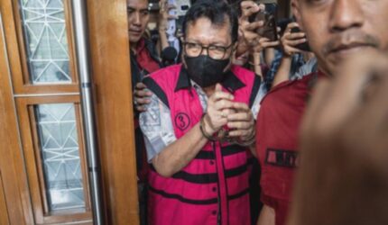 Vonis Hakim: Zarof Ricar, Keserakahan Mencoreng MA, Air Mata Tumpah