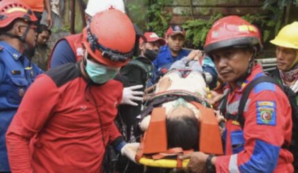 Longsor Gunung Kuda: Surat Larangan Penambangan Diabaikan, Tragedi Tak Terhindarkan!