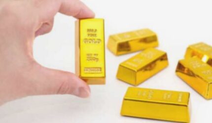 Harga Emas Antam Anjlok, Akhiri Reli Kenaikan Dua Hari!