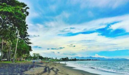 Bali Terlalu Mainstream? Ini 7 Alternatif Liburan Seru di Indonesia