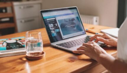 Perplexity AI: Rebutan Apple, Samsung, Meta, Apa Istimewanya?