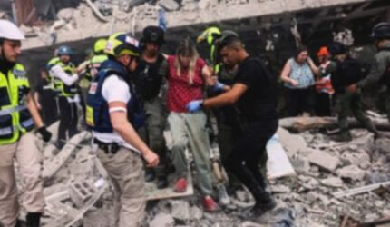 Israel Diserang Rudal Iran, Evakuasi Warga Jadi Prioritas Utama