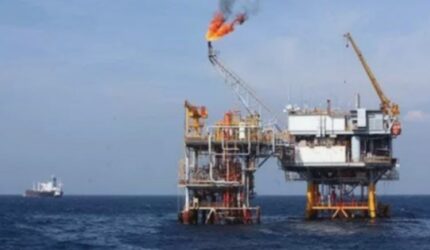 Harga Minyak Naik Tipis, Gencatan Senjata Iran-Israel Jadi Pemicu?